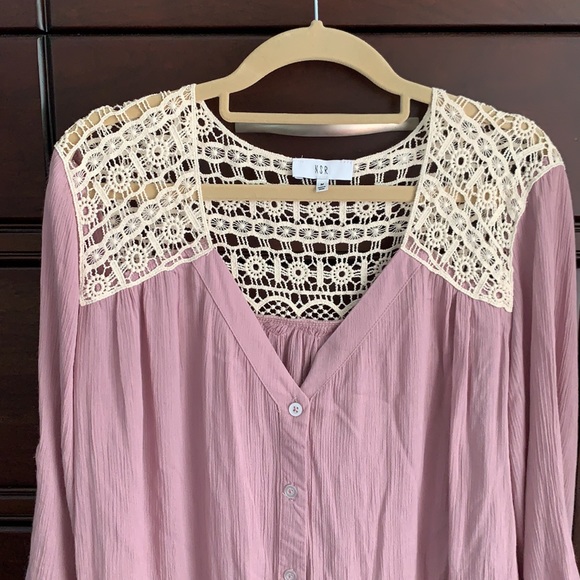 NSR boho crochet button down top & roll sleeves - Picture 4 of 10